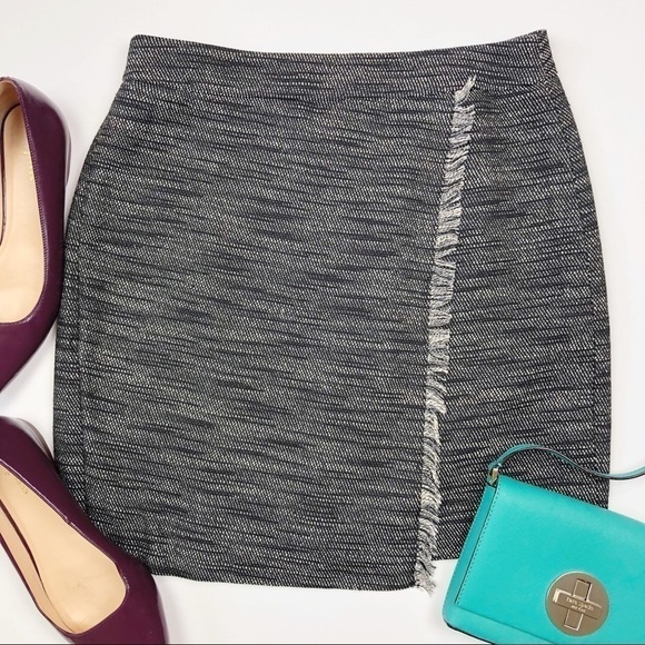 LOFT Petite Tweed Skirt - Picture 1 of 8